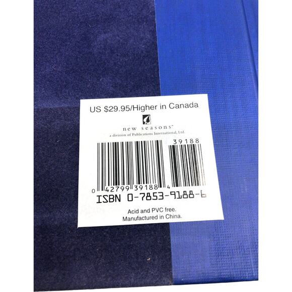 New Seasons Graduation Photo Book - Hold Fast to your Dreams *NEW* - Picture 8 of 15